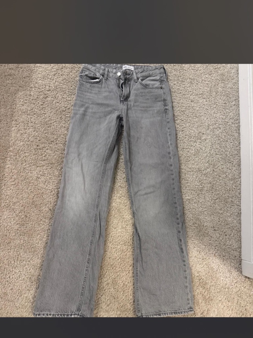 Zara Light Gray Straight-Leg Jeans